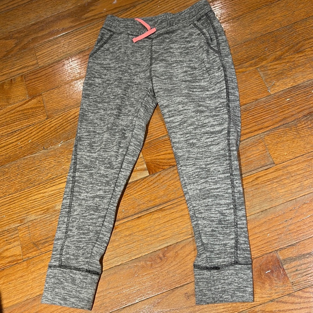Tek gear girls size 8 sweats